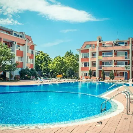комплекс Sunny Fort * Slăntjev Brjag